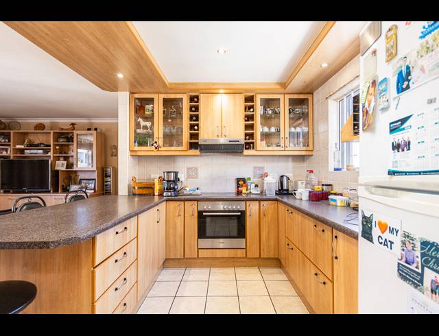 3 BEDROOM FREESTANDING FOR SALE IN PARKLANDS
